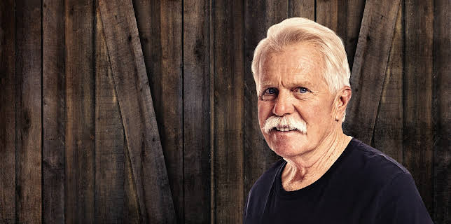 7:00 AM: Chasing Classic Cars (S12 E2) (S12) | Discovery Turbo | 12/7 2025