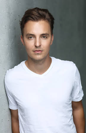 Jeffrey Ballard as Derrick Reed 
  
  
  (as Jeff C. Ballard)