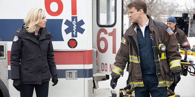 03:20: Chicago Fire (S9 E9) (S9) | Viasat Series | 1/2 2026