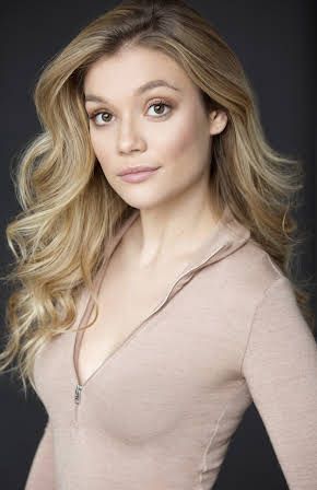 Amalia Williamson as 
