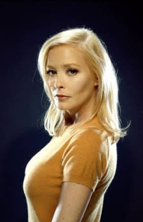 Pamela Gidley as 