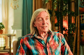 Gang War: Pusher Street, Season 1: The Gangs Arrive