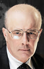 Jude Ciccolella como 