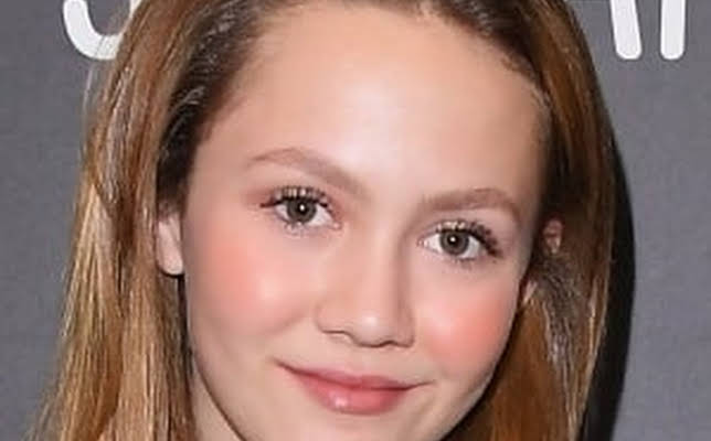 Iris Apatow
