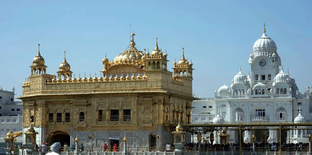 21:55: Hüter der heiligen Stätten (2/3) | ARD Alpha | 1/1 2026