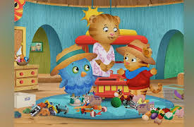 Daniel Tiger's Neighborhood en Español: Volume 1: Hora de Limpiar/El Vecindario Limpia