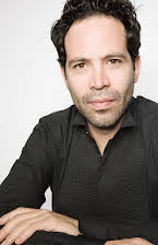 Mauricio Isaac as 