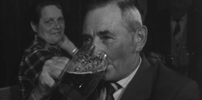19:50: alpha-retro: Das Alte Bier (1961) | ARD Alpha | 11/21 2025