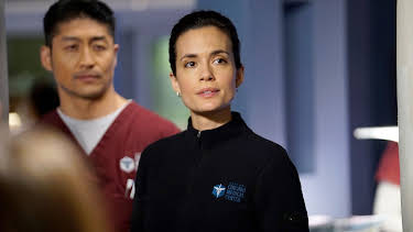 17:45: Chicago Med (S4 E18) (S4) | Viasat Series | 8/31 2026