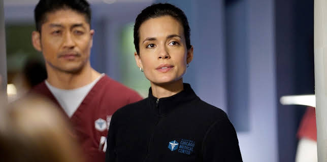 18:15: Chicago Med (S4 E18) (S4) | Viasat Series | 12/26 2025