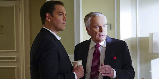 10:00 AM: NCIS (S13 E19) (S13) | 5 USA | 11/6 2025