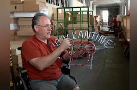 Auction Insider Bid America: Can't You Read the Signs?