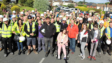 6:00 PM: DIY SOS (S31 E7) (S31) | W | 12/23 2025