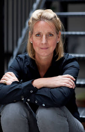 Suzanne Mackie as 