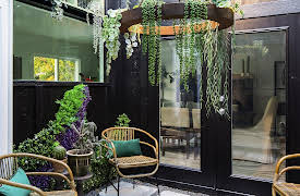 Renovation Impossible, Season 1: Diamond in the Rough