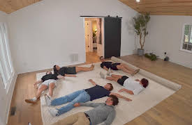 Lakeside Luxe for Less with House of Valentina: Family Room Made Fabulous