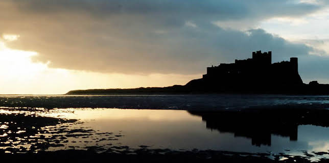 9:00 PM: A History of Britain by Simon Schama (S1) | BBC Four | 3/17 2026