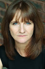 Caroline O'Neill as Fiona