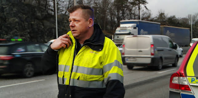 03:55: Vägens hjältar (S6 E6) (S6) | Kanal 9 | 11/11 2025