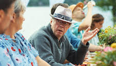 Sommaren med släkten (S6 E12)