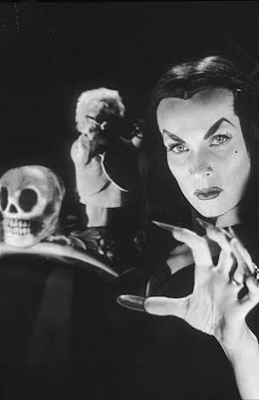 Vampira as 