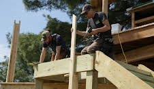Treehouse Masters (S5 E8)