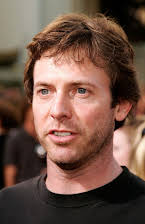 Erik Stolhanske as 