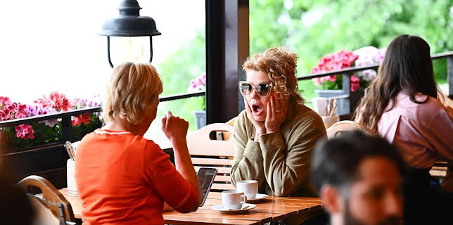 03:00: Frier und Fünfzig - Am Ende meiner Tage | Sat1 | 12/9 2025