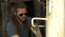 Alaskan Bush People (S3 E20)