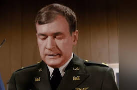 I Dream of Jeannie Season 1: Is There An Extra Jeannie In The House?