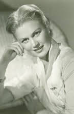 Joan Caulfield como Dakota Lil McCoy