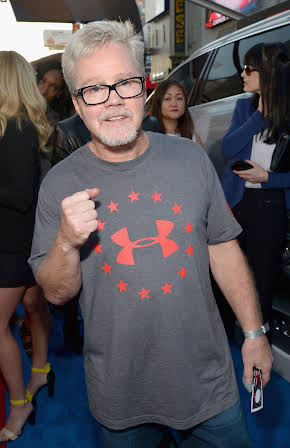 Freddie Roach as 