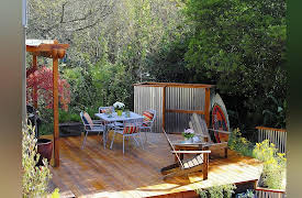 Vacation House for Free Season 1: Vacation House For Free