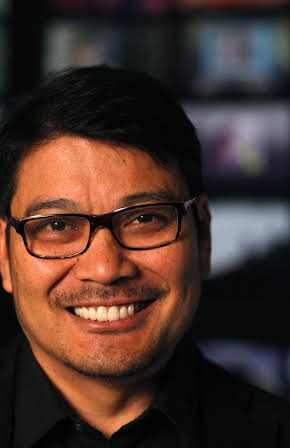 Ronnie Del Carmen as 