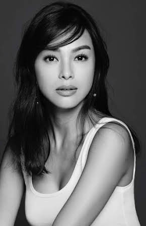 Carmen Soo as 