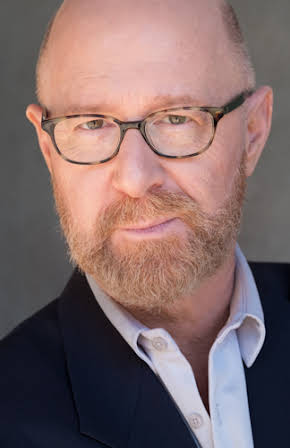 Aaron Lustig as 
