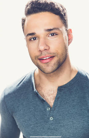 Rafael Silva as 
