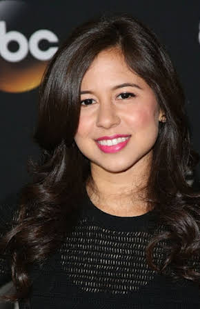 Chloe Wepper as 