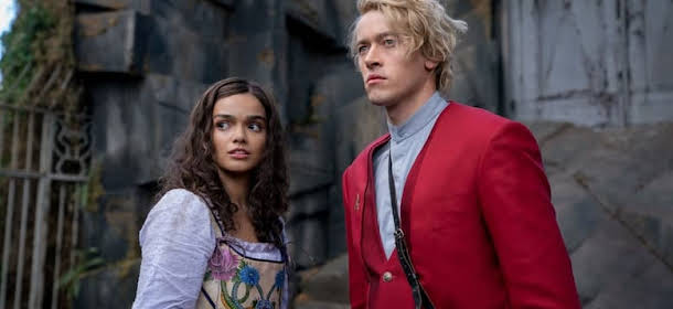 'The Hunger Games' prequel reveals Snow's past in new trailer.