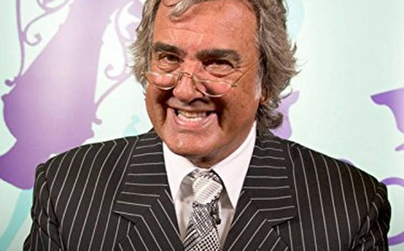 David Dickinson