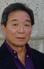 Randall Duk Kim como 