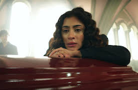 Miss Adrenaline: A Tale of Twins: Avsnitt 64