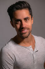 Thiago Dos Santos as 