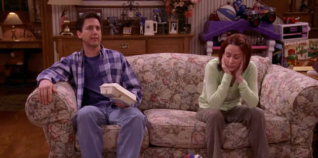 8:40 AM: Everybody Loves Raymond | Channel 4 | 12/15 2025