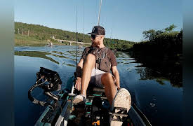 Hook & Paddle: Suckers For A Sucker?