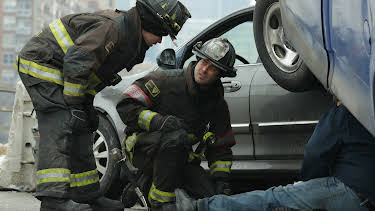 03:15: Chicago Fire (S2 E17) (S2) | Viasat Series | 7/9 2026
