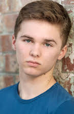 Gus Barry som Martin (aged 12)