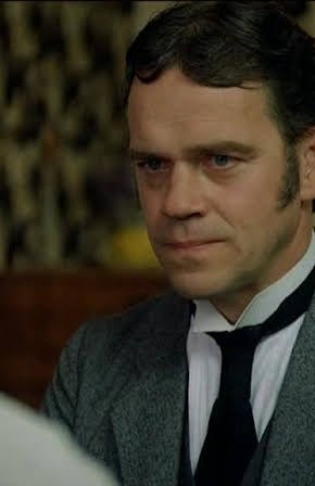 Jürgen Heinrich as 