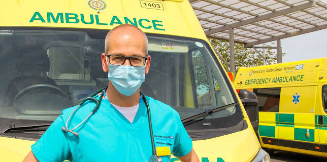 8:00 PM: Casualty 24/7: Every Second Counts (S6 E11) (S6) | 5 Star | 11/11 2025