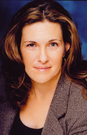 Rachel Lindsay Greenbush as 